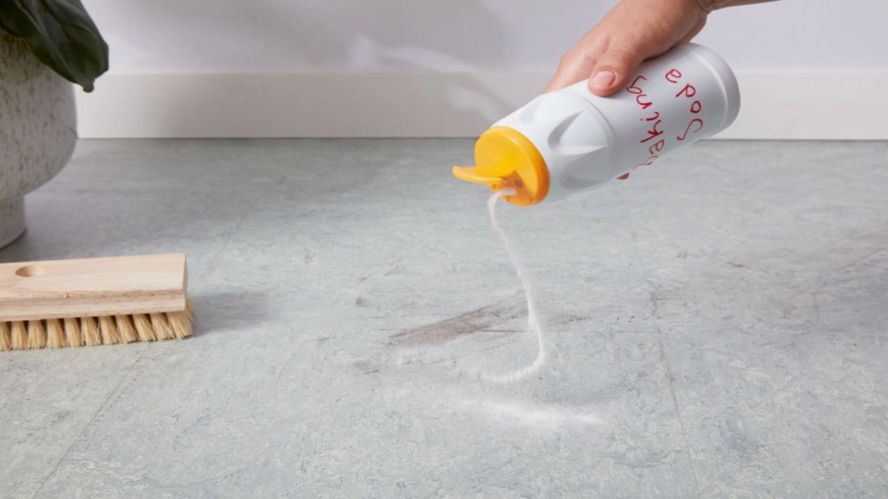 Linoleum floors dirty?  One secret cleaner tip inside!