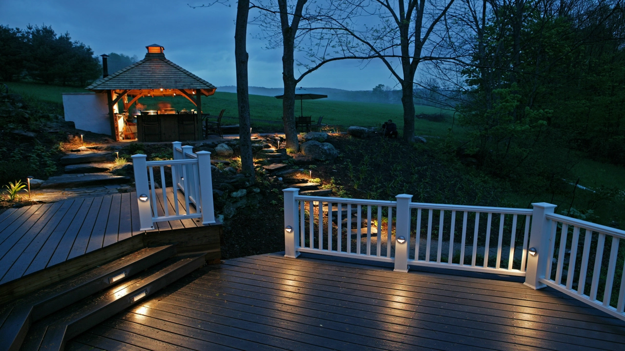 best-deck-lighting-for-floor-of-deck