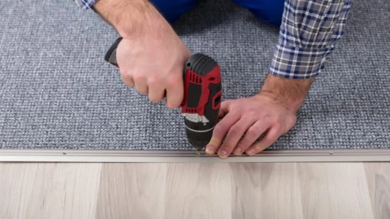 how to stop carpet from fraying